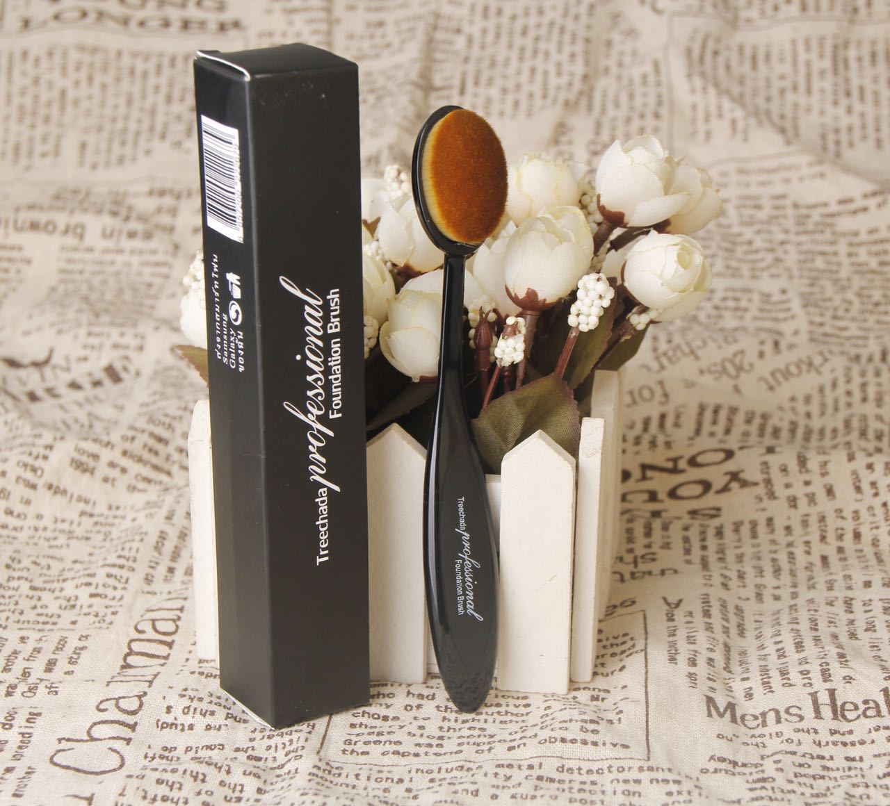 Single foundation powder cosmetics brush